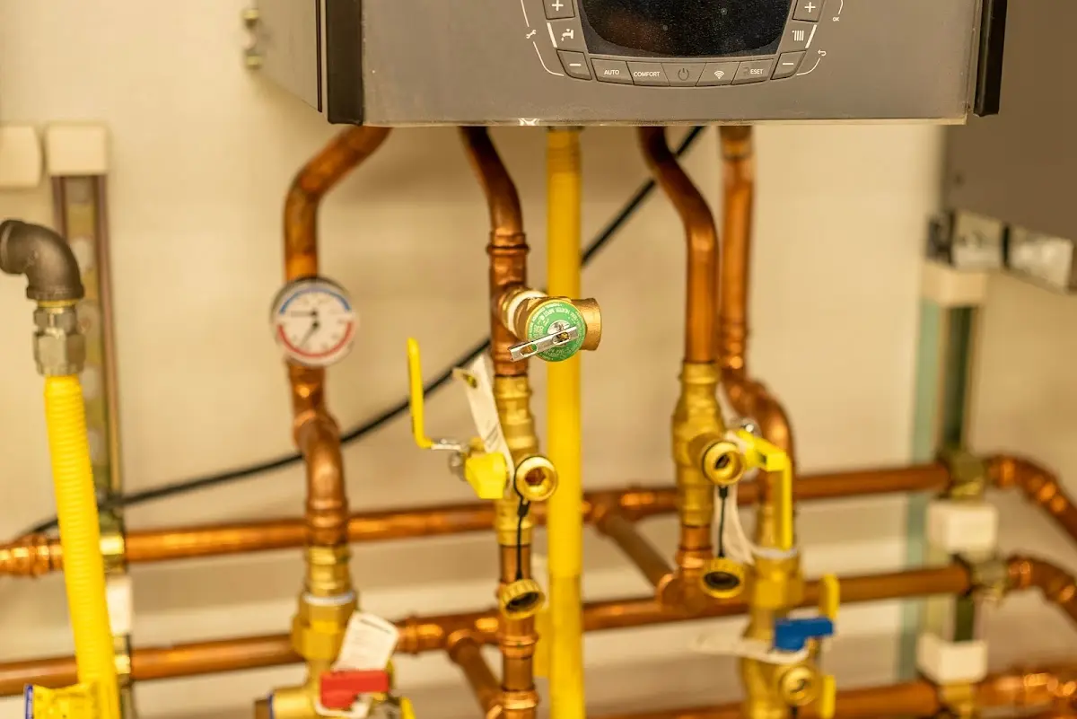 Licensed technician providing Pipe Repair for a homeowner in Van Buren